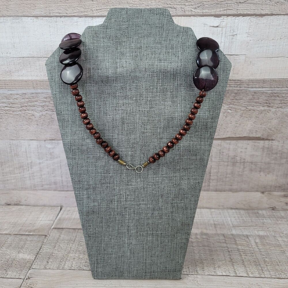 Vintage Purple Lucite Necklace Graduated Round Disc Wood Beads Bundle of Two - Picture 10 of 15